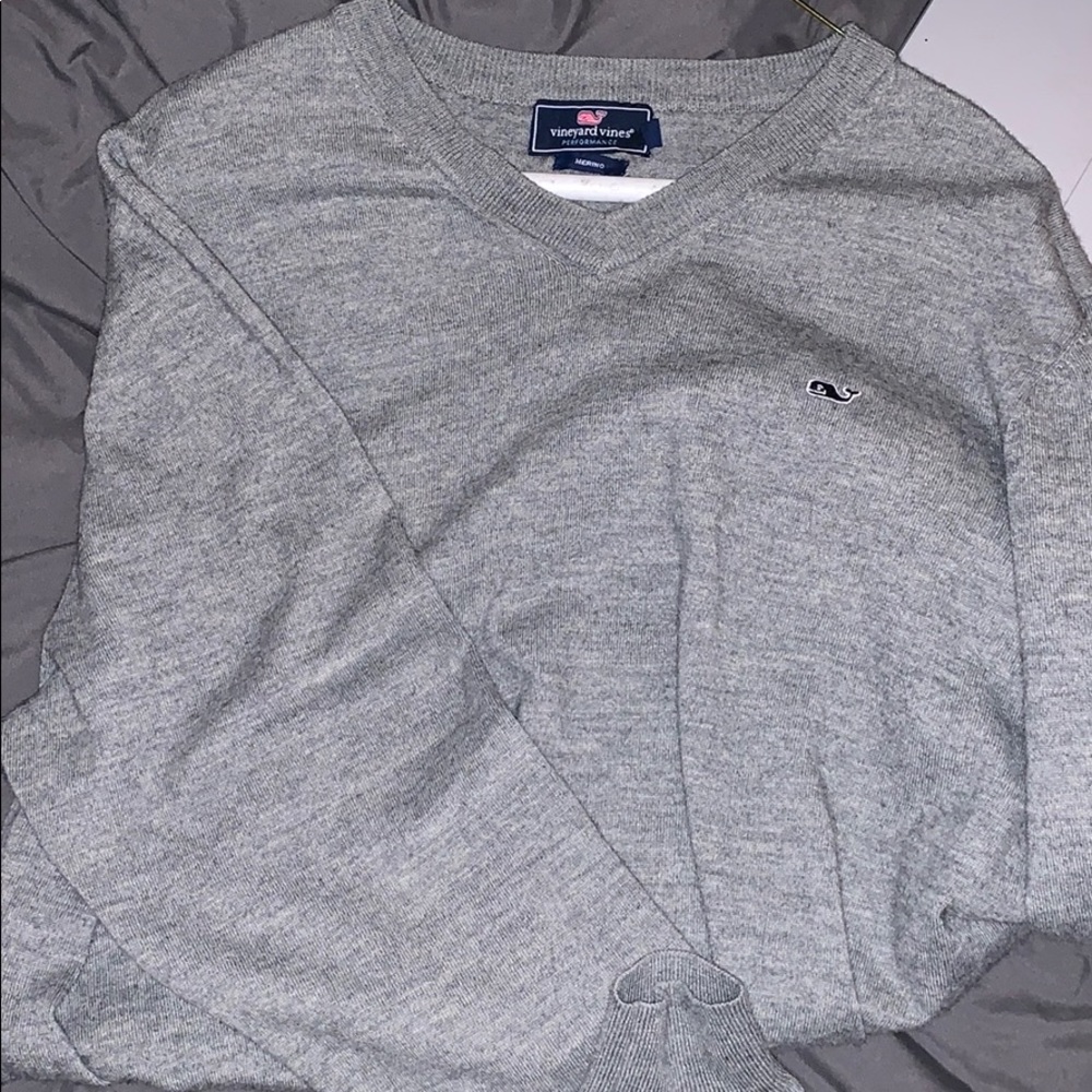 V neck sweater